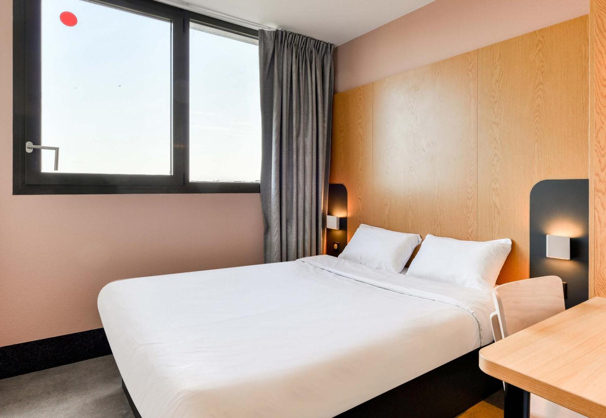 B&B Hotel Montpellier Centre Le Millenaire 외부 사진